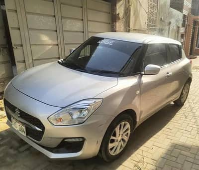 Suzuki Swift GL CVT 2022