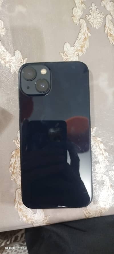 Apple iPhone 13 10/10 condition jv with charger and cable
