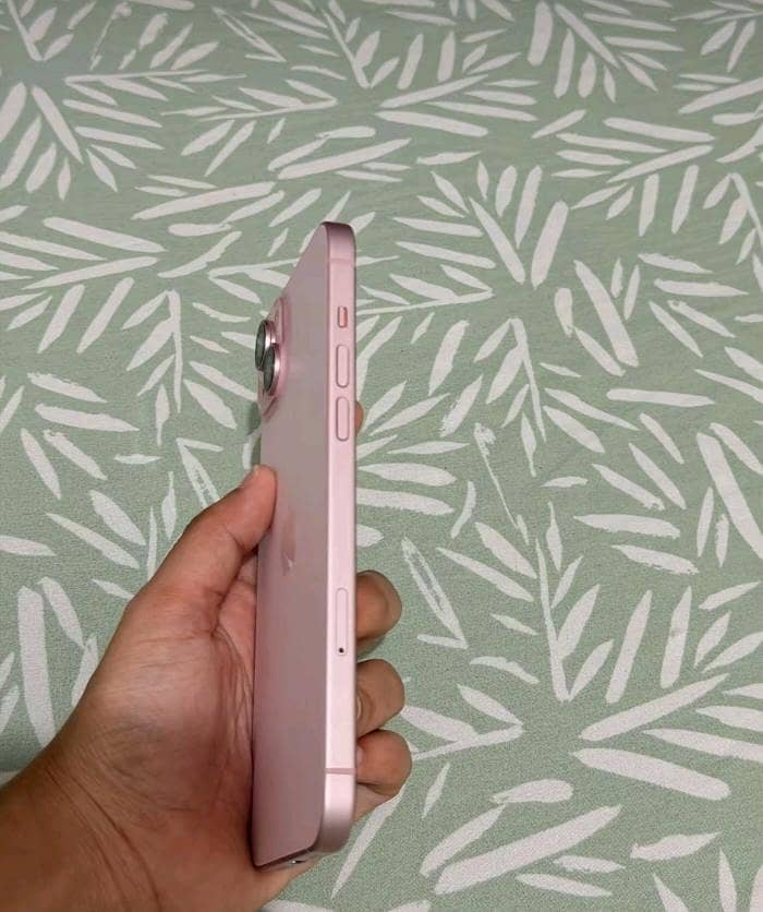 Apple iPhone 15 plus 1