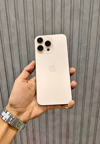 Apple iPhone 16 Pro Max