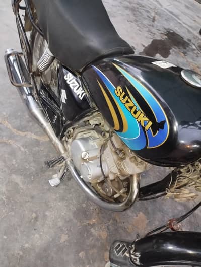 suzuki GS 125
