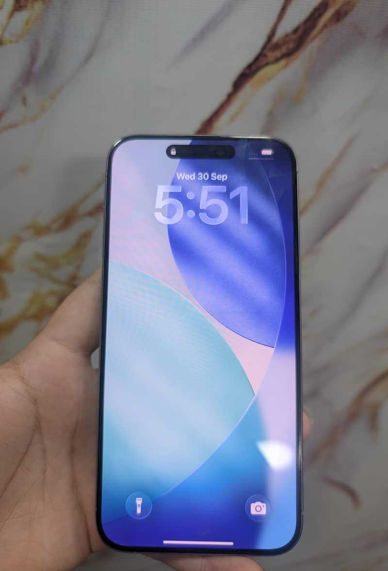 iphone 15 pro max 3