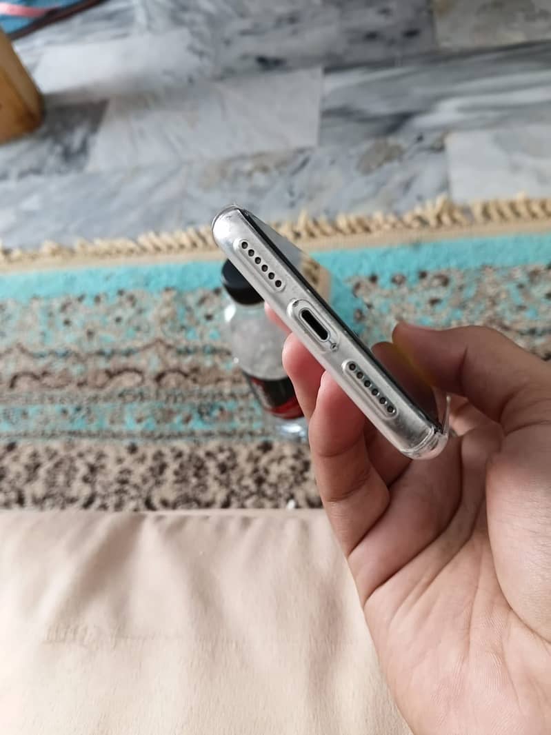 Apple iPhone X 2