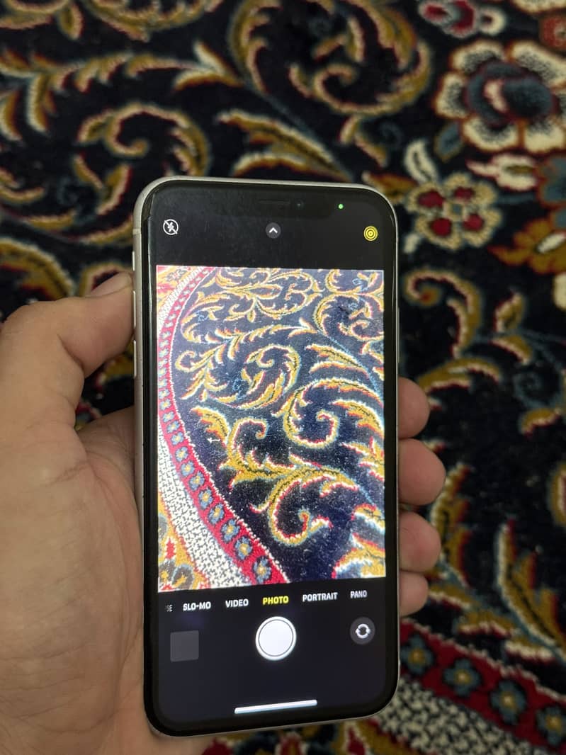 Apple iPhone XR 2
