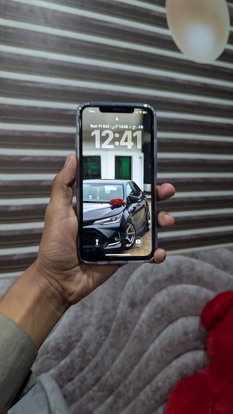 Apple iPhone 11 Pro Max 1