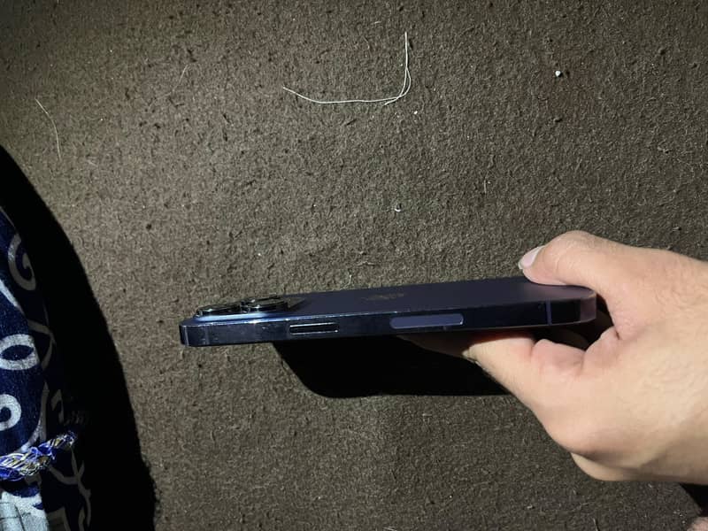 Apple iPhone 14 Pro 1