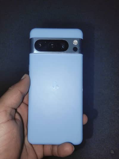 Google Pixel 8 Pro