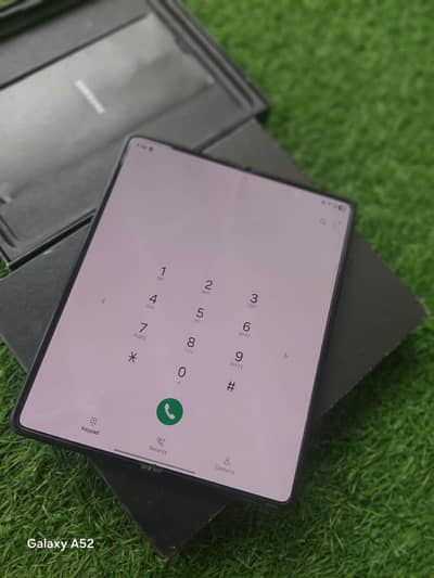Samsung Mobile Z Fold 3