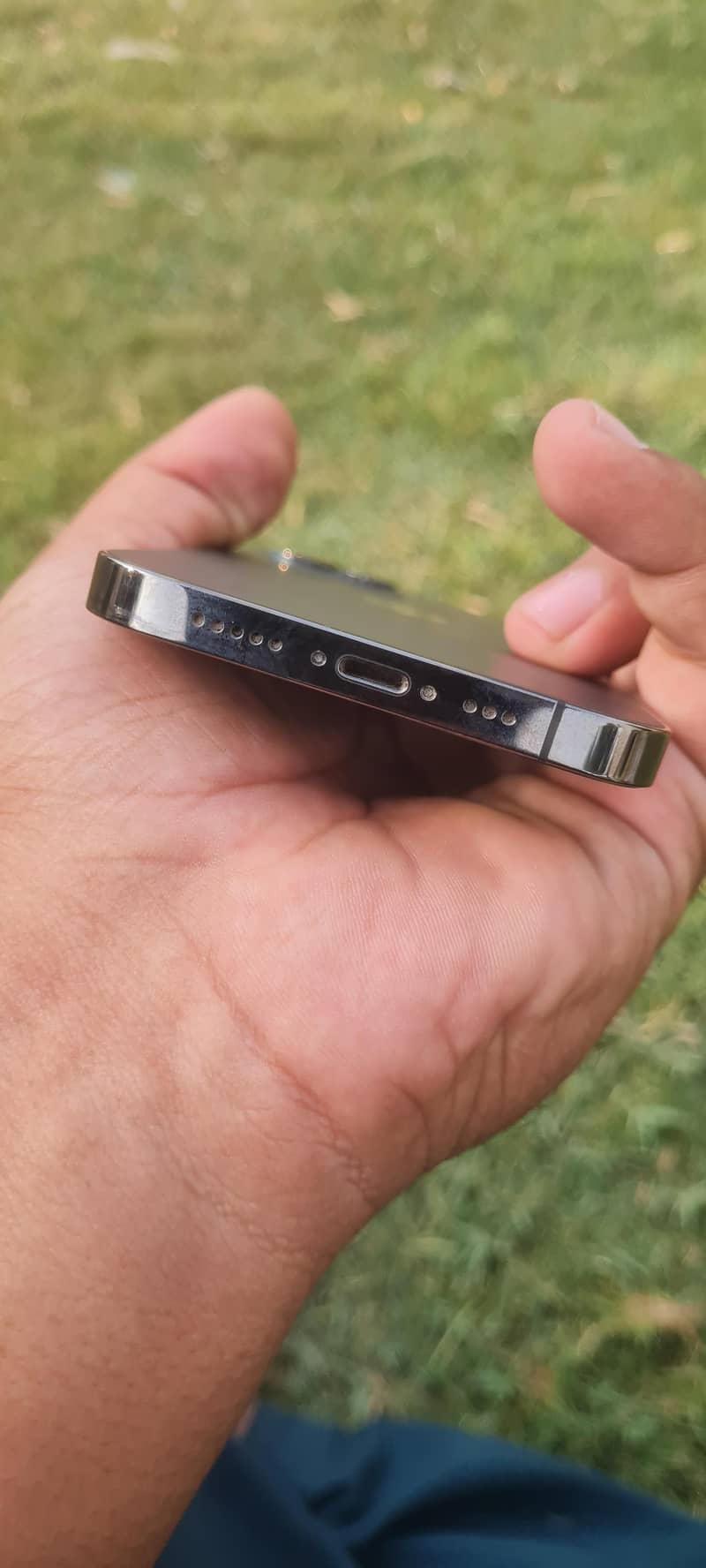 Apple iPhone 12 Pro 1