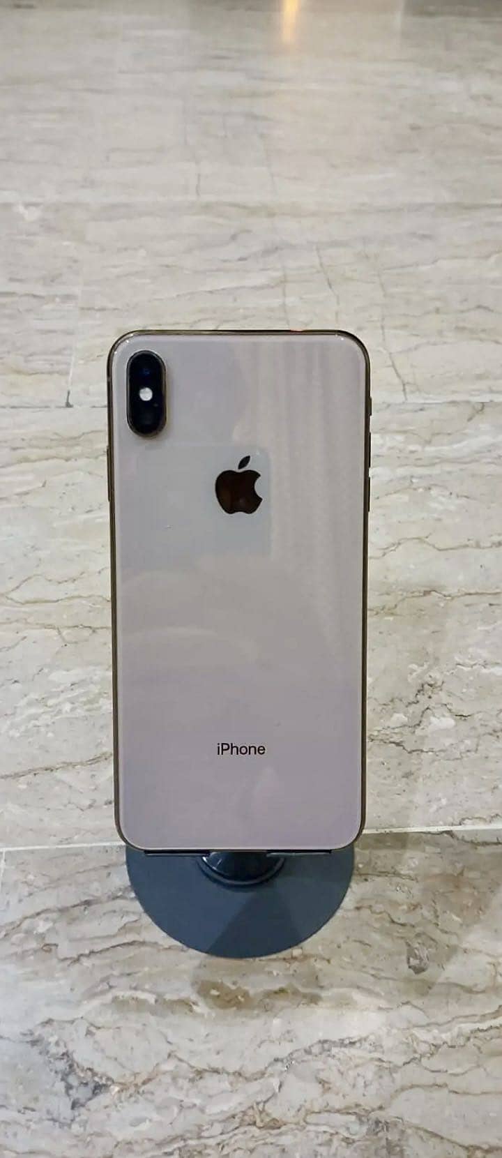 Apple iPhone XS Max 1