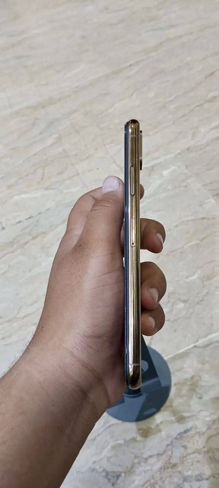 Apple iPhone XS Max 2