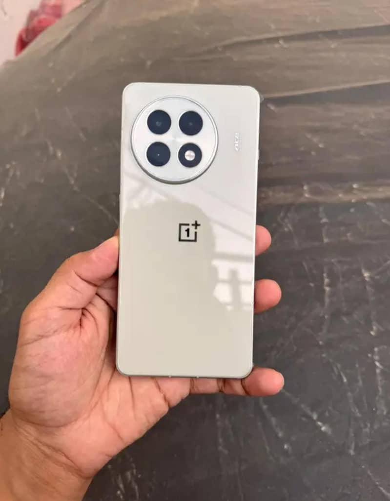 One Plus 13R 6