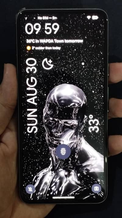 Google Pixel 8 (10/10) - First Hand. Orignal Box & Cable