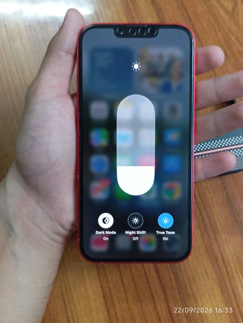Apple iPhone 13 2