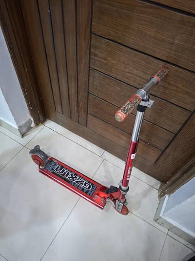 kids scooty for sale at throwaway price