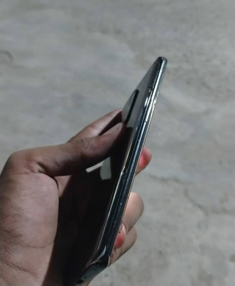 exchange possible only I phone 3