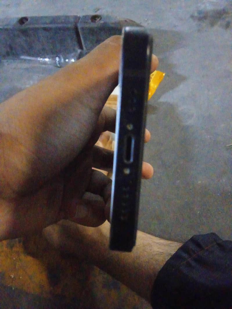 Apple iPhone 12 0