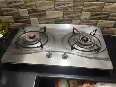 2 stove burner with good flow of flame . Condition is good