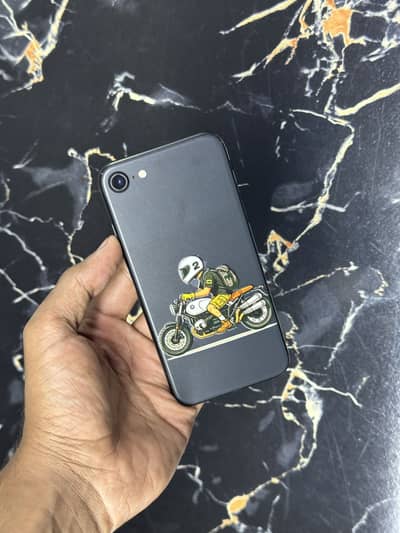 Apple iPhone SE 2020 64GB PTA Approved