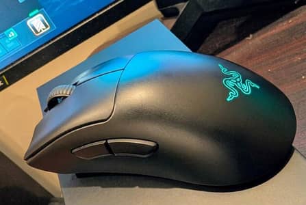 Deathadder v3 pro perfect condition