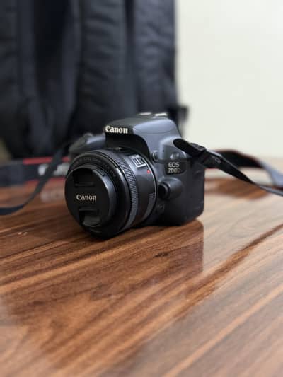 Canon 200d with 50mm STM 1.8
