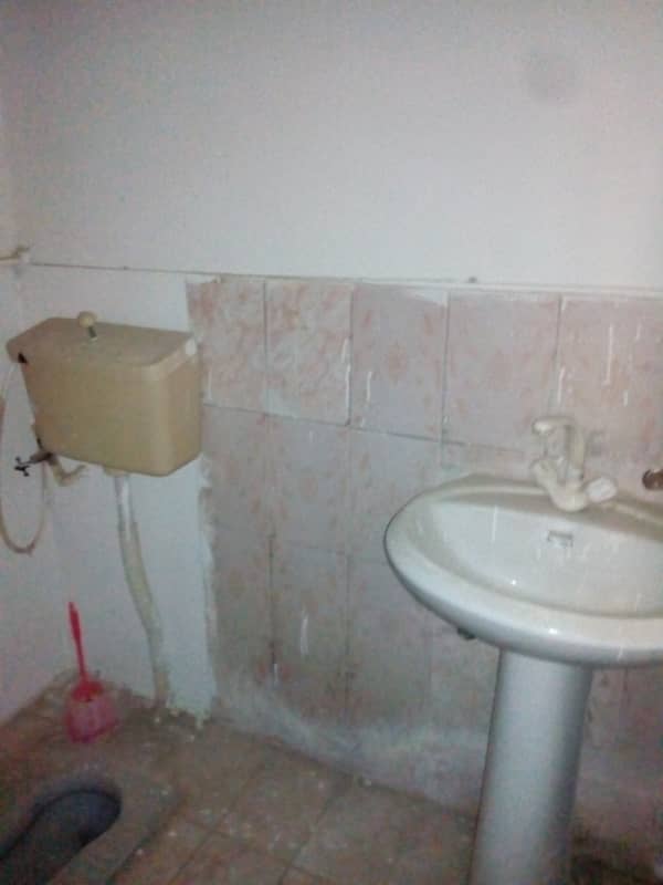 120 Yrds One Unit Leased House For Sale In Gulshan Block 2 - Houses ...