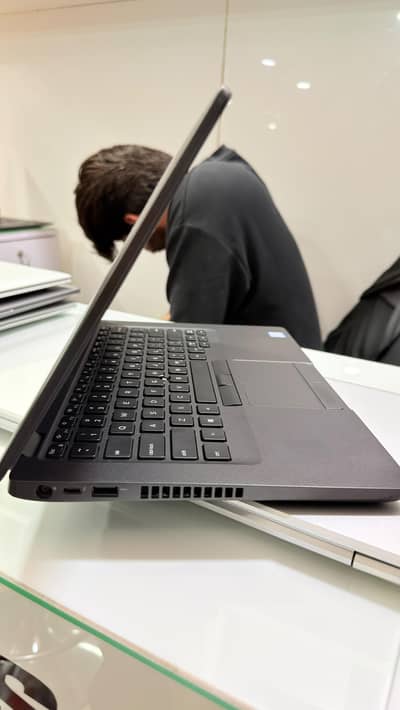 Dell Latitude 5400 | Core i5 8th Gen | 8GB RAM | 256GB SSD