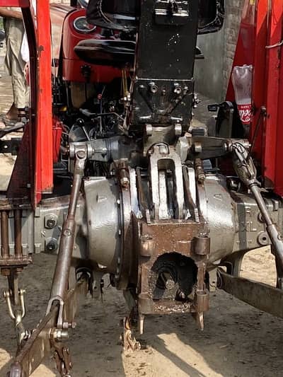 Massey 260