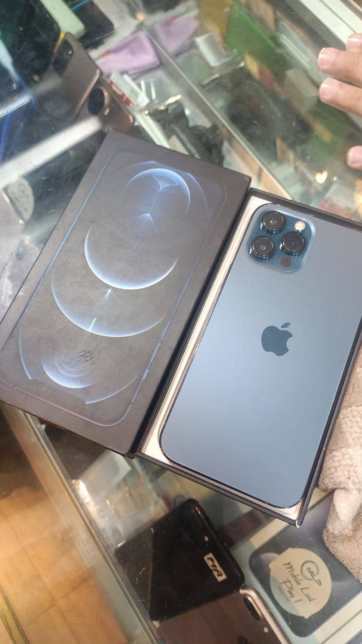 Apple iPhone 12 Pro Max 0