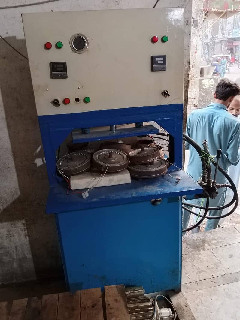 Disposable Plate maker Machine 2