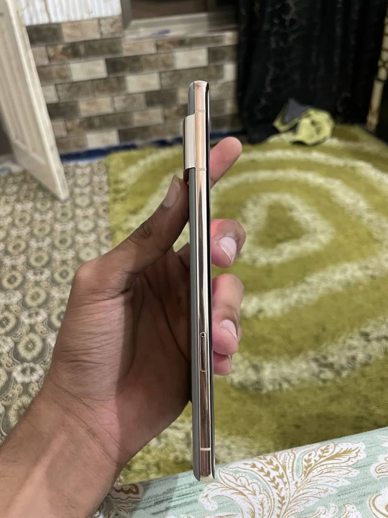 Google Pixel 7 Pro 6