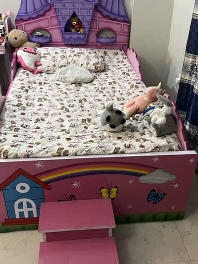 Princess castle bed