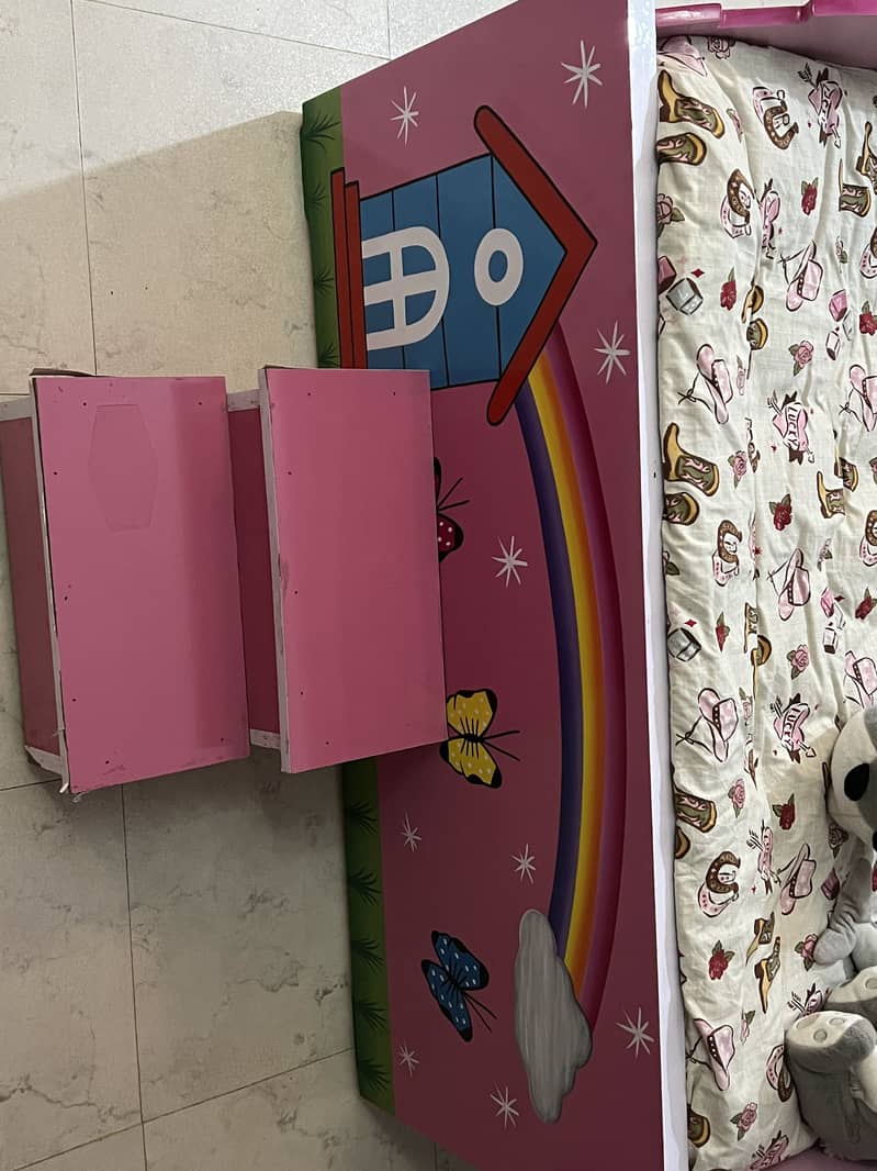 Princess castle bed 3