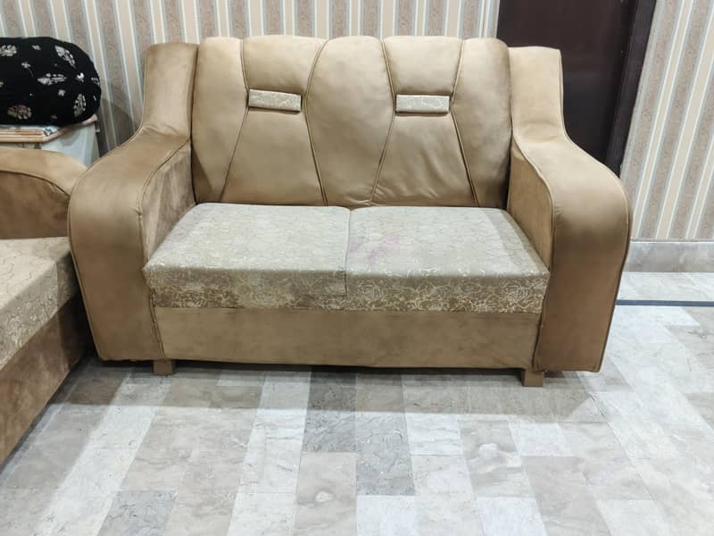 6 setr sofa set (1+2+3=6) urgent sale 3