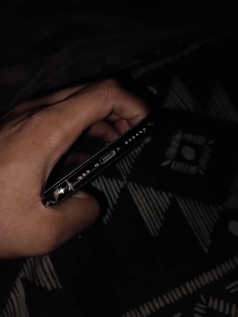 IPhone Xs 2