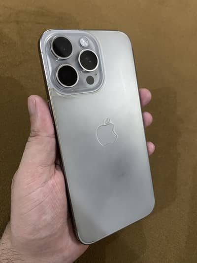 Apple iPhone 15 Pro Max