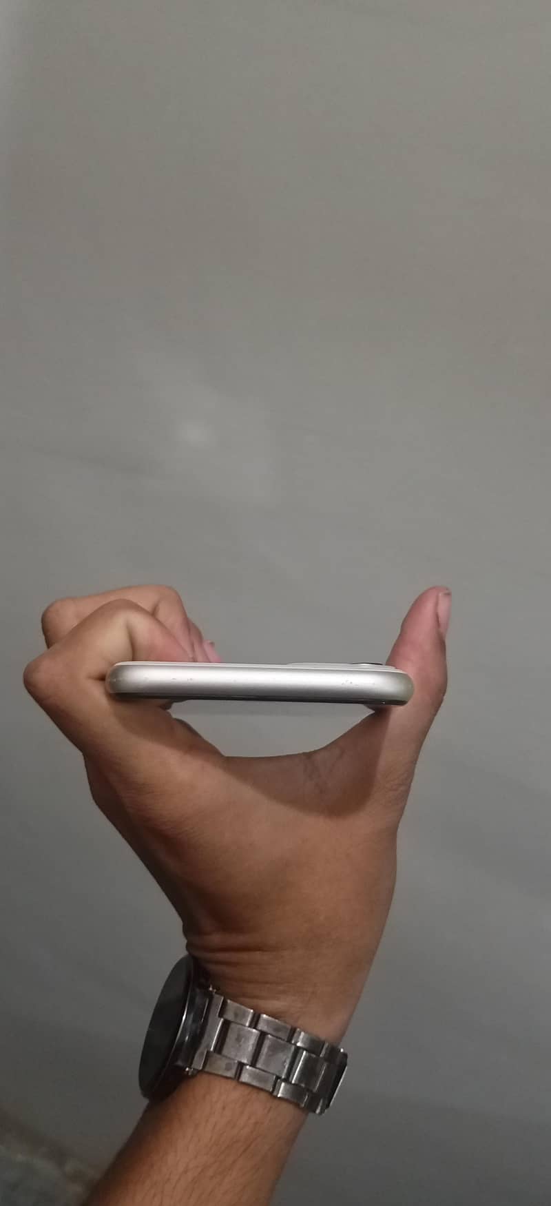 Apple iPhone 11 4