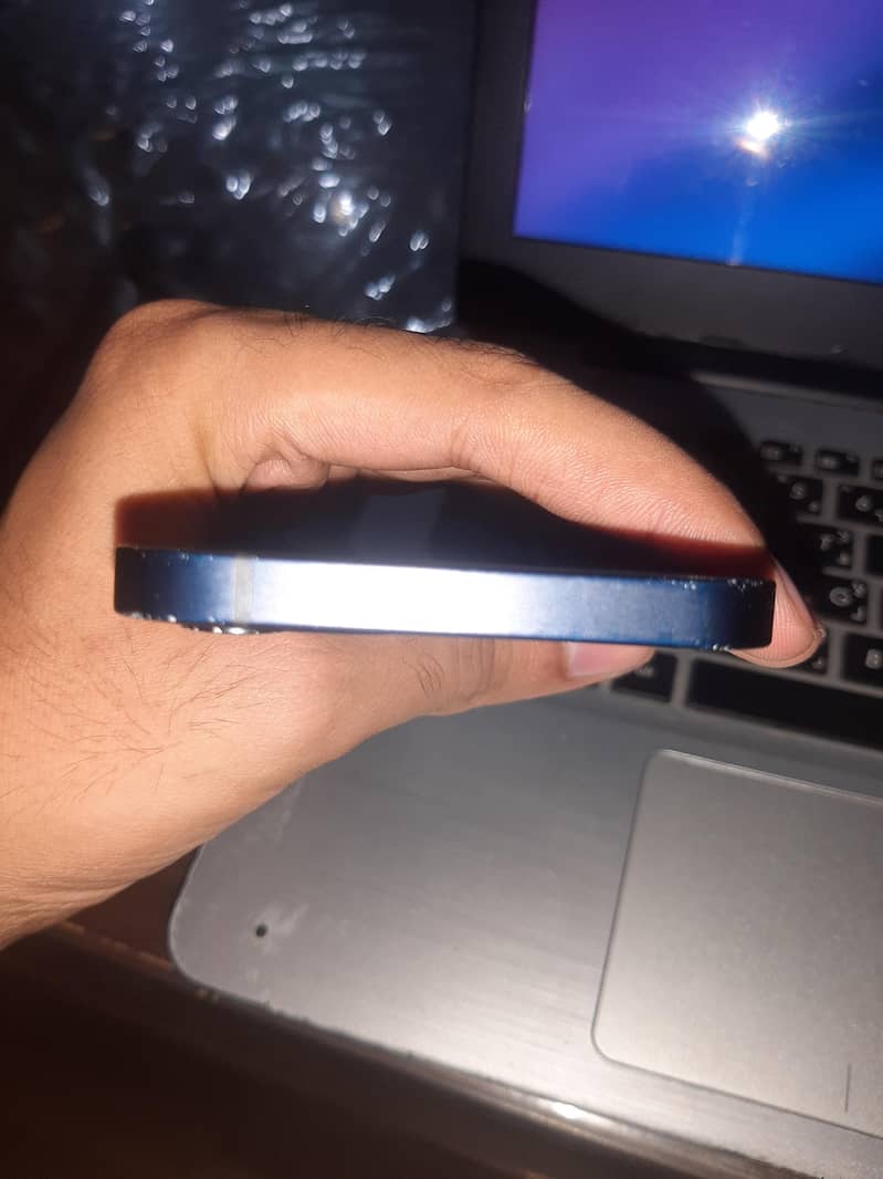 Apple iPhone 12 5