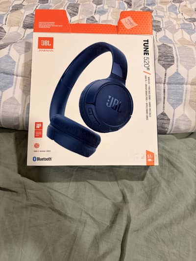 JBL HEADPHONES