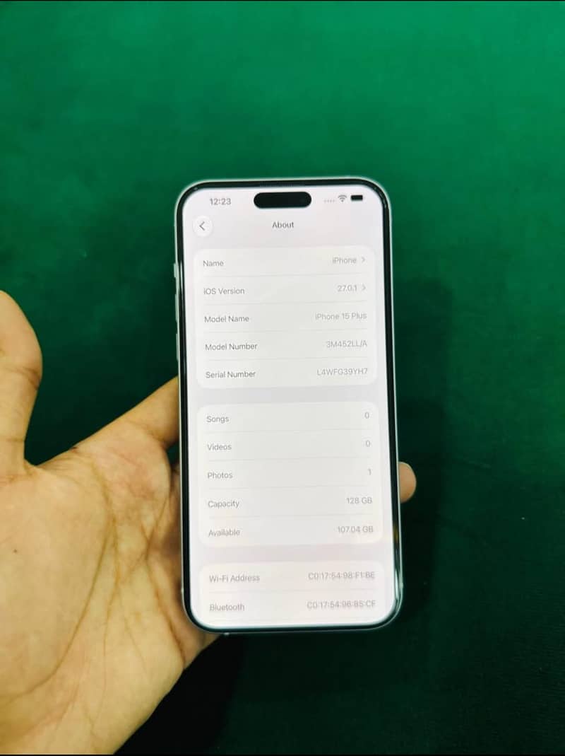 Apple iPhone 15 plus 4