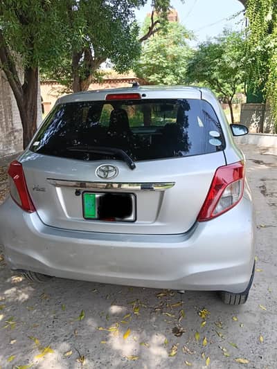 Toyota Vitz 2014