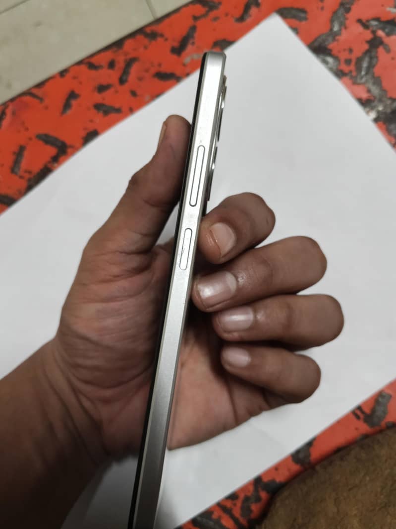 OPPO A3 4