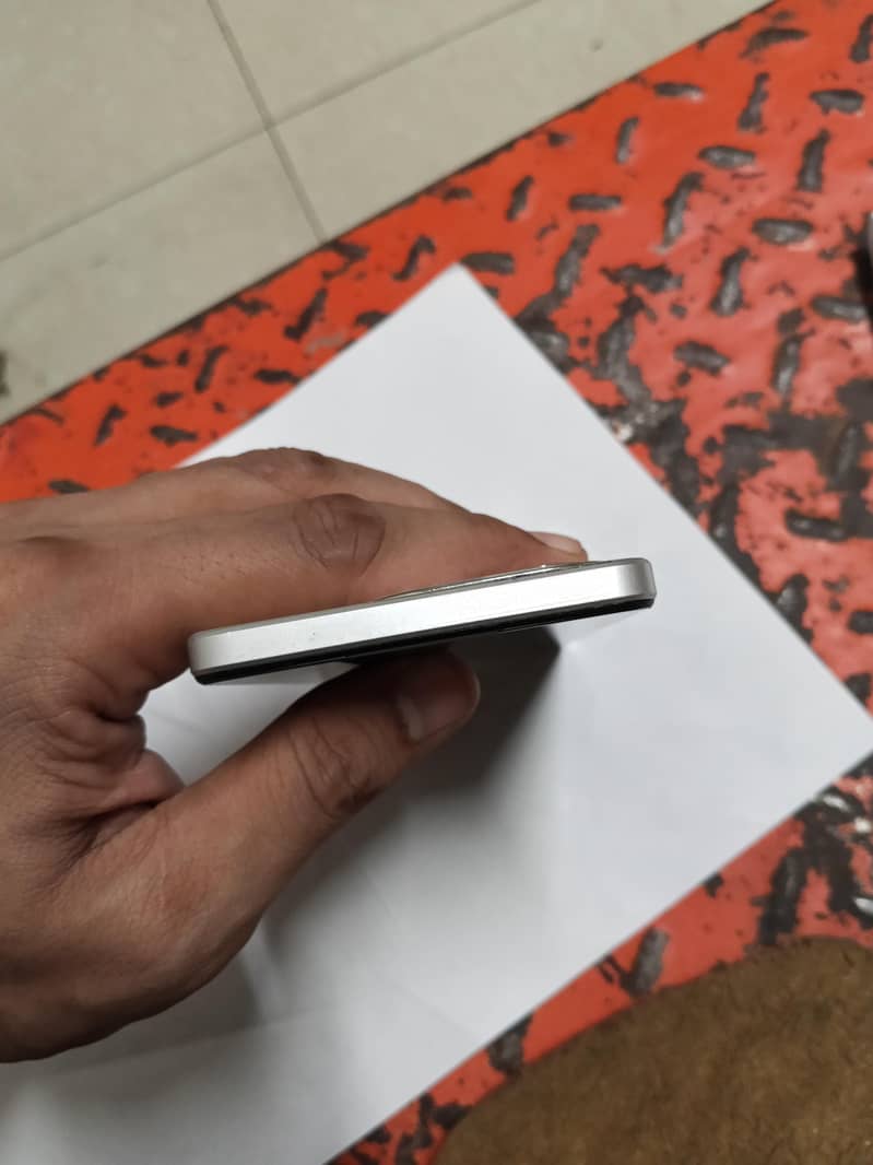 OPPO A3 6