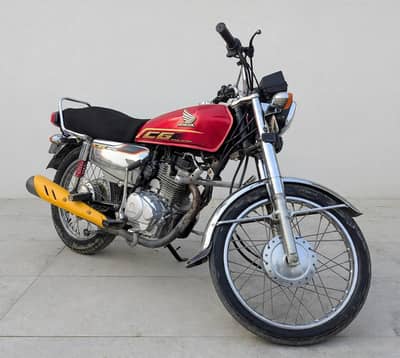HONDA CG 125 2022 SILVER SPECIAL EDITION FOR SALE