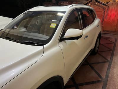 MG HS 2021