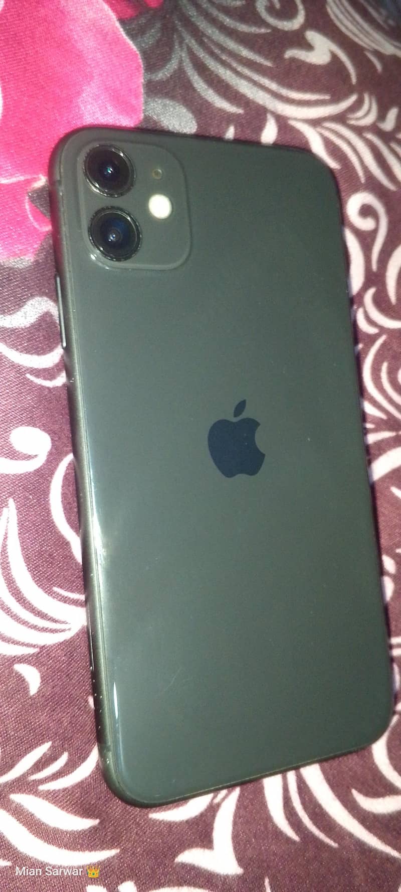 Apple iPhone 11 4
