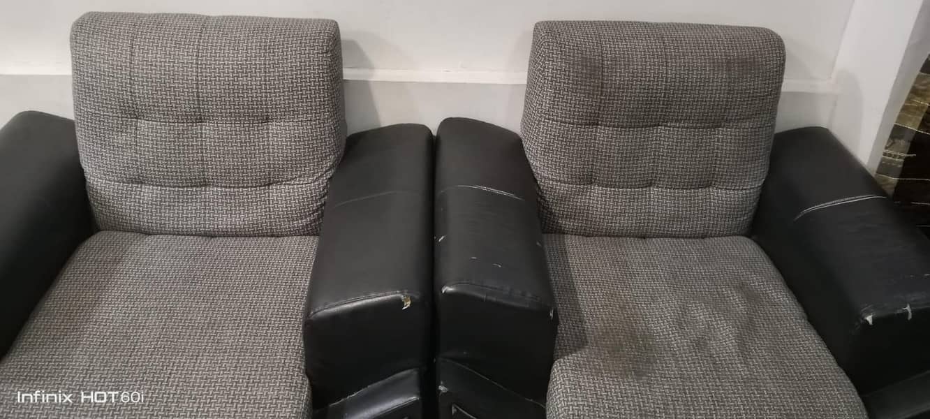5 seated sofa set 3