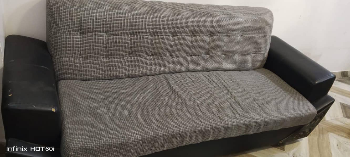 5 seated sofa set 4