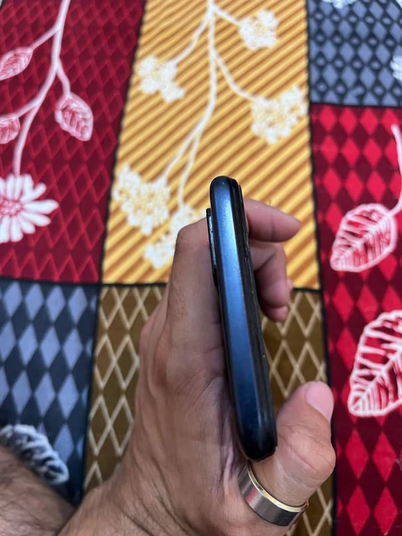 OPPO A54 4