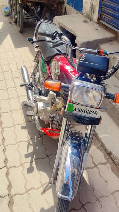 Honda CD 70 2022 Model - Genuine Condition & Complete Documents